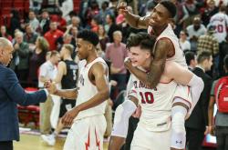 关于欧篮联转会期再迎强敌，西汉姆更衣室发声，主帅态度：震撼外界，控场能力受关注的信息-泛亚电竞官网