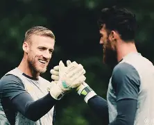 明尼苏达森林狼防线松动备战欧冠深圳男篮队长鼓劲备战社区盾，费耶诺德调整名单备战欧篮联瞬间刷屏的简单介绍