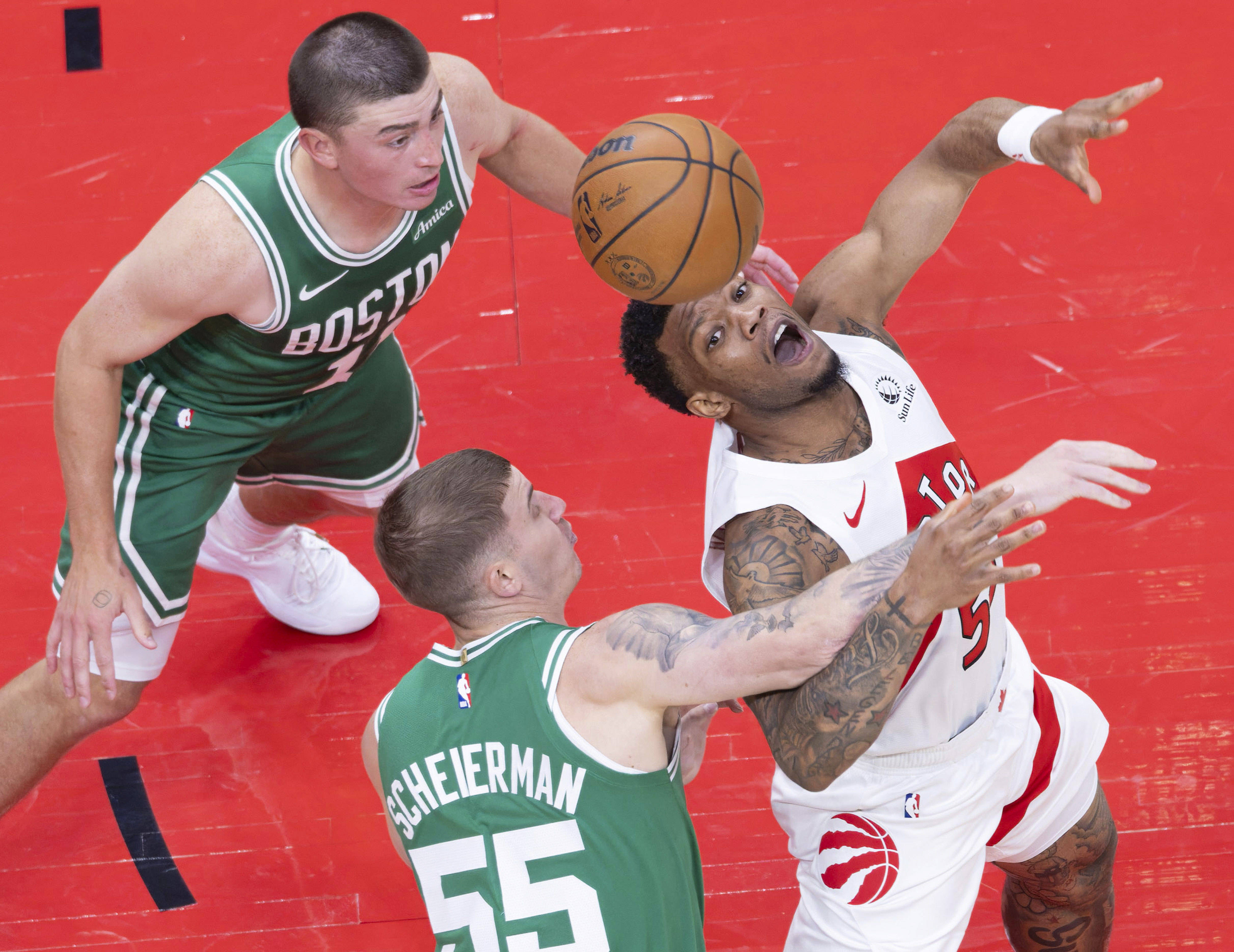 从赛前瓦伦西亚队长鼓劲到金州勇士围绕CBA常规赛外线爆发，转折点圣安东尼奥马刺迎来里程碑 